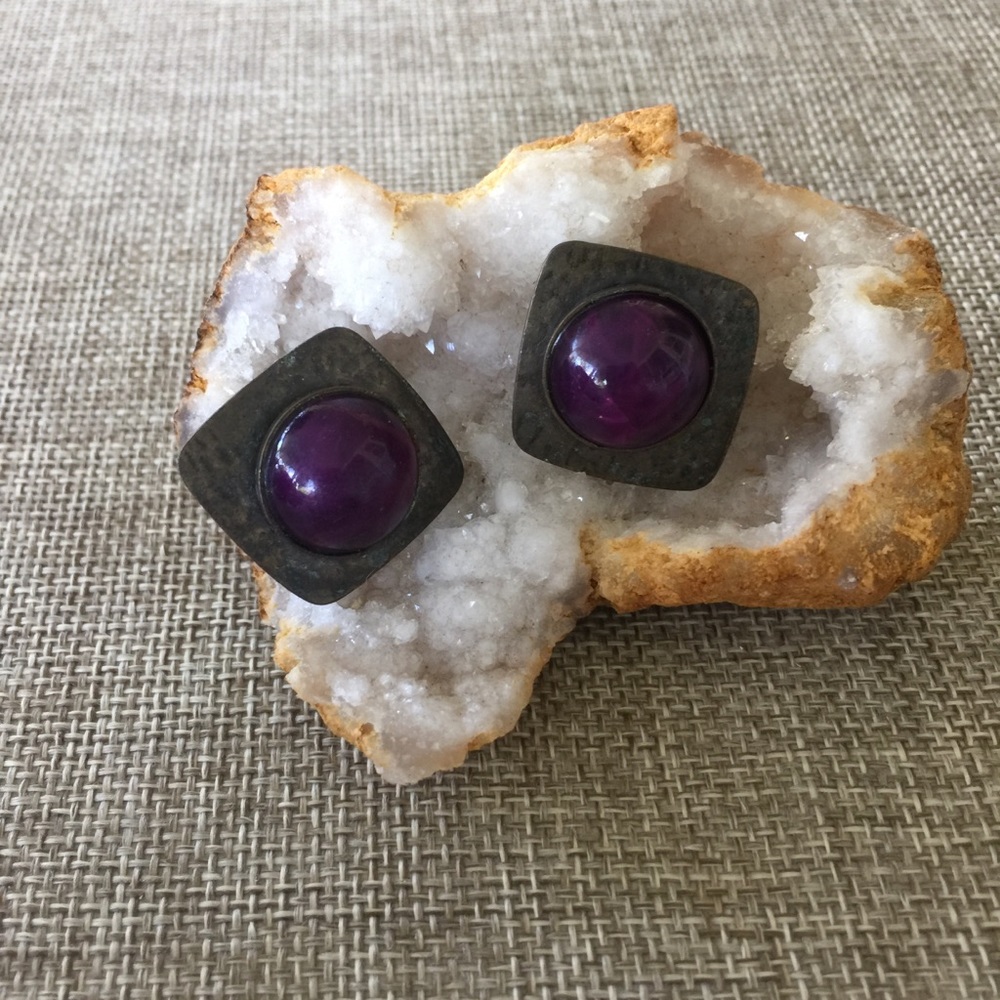 Vintage Costume Jewelry Earrings Purple Stone